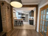Full kitchen — New Luxury 4BR Plateau Stay